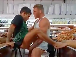 aisle clean